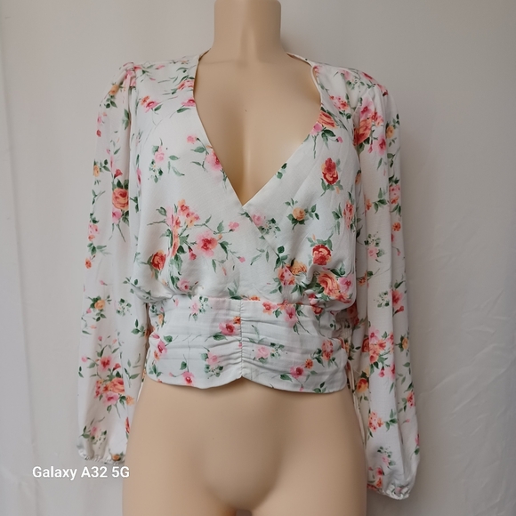 Meraki Cream Floral Wrap Blouse Size XL - Picture 2 of 13